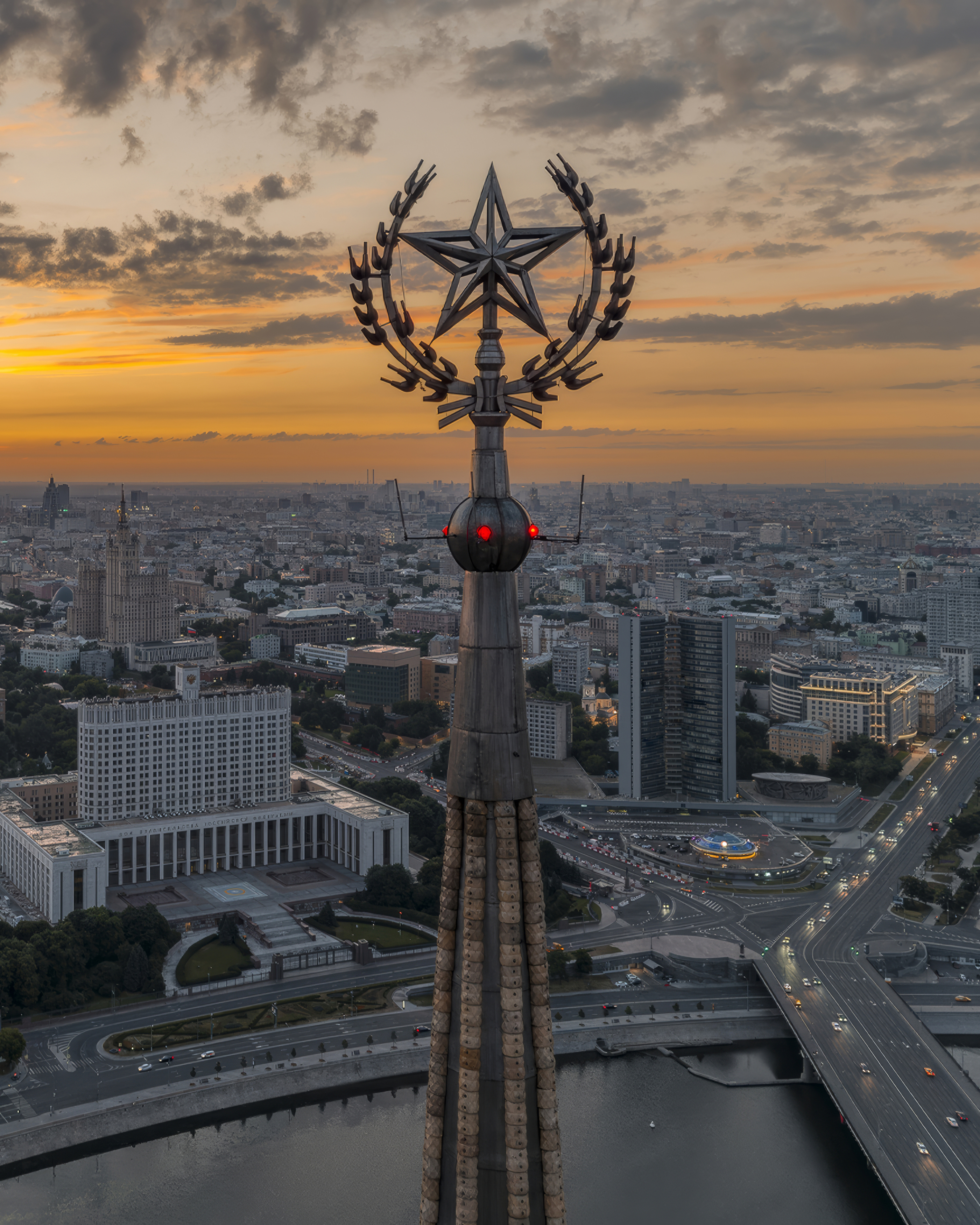 гостиница Украина, Москва, рассвет, звезда, Новый Арбат, Правительство , Игорь Юркин