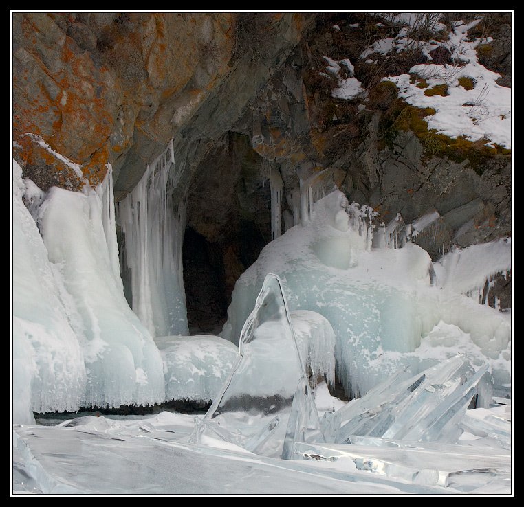алтай телецкое озеро льдины пещера, Юрий Фролов