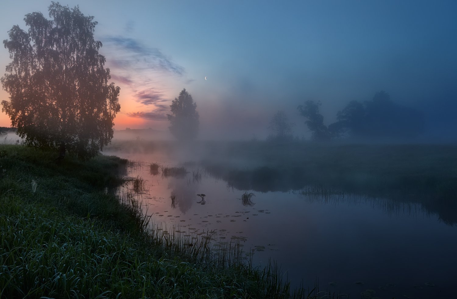 Глаза пейзаж. Heger Роман. Художественное фото пейзаж. Фотограф Роман Лунин. Серенькое утро красненький денек.