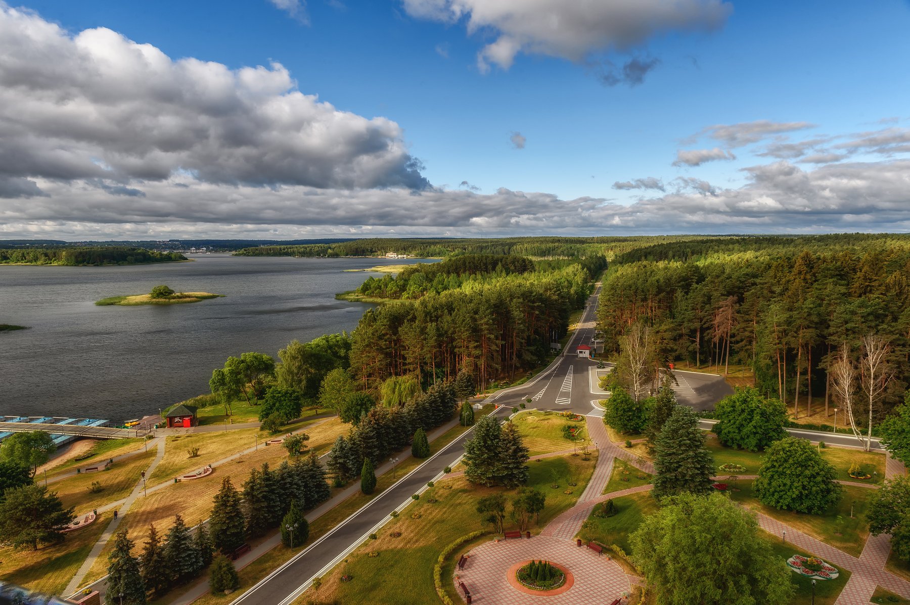 Беларусь, Вода, Деревья, Дорога, Красота, Лес, Минск, Небо, Облака, Пейзаж, Природа, Сосновый бор, Сосны, Утро, Юлия Лаптева