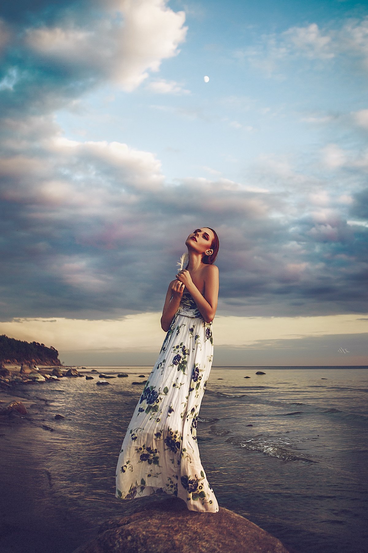 Baltic Sea, Moon, Portrait, Sunset, Woman, Руслан Болгов (Axe)