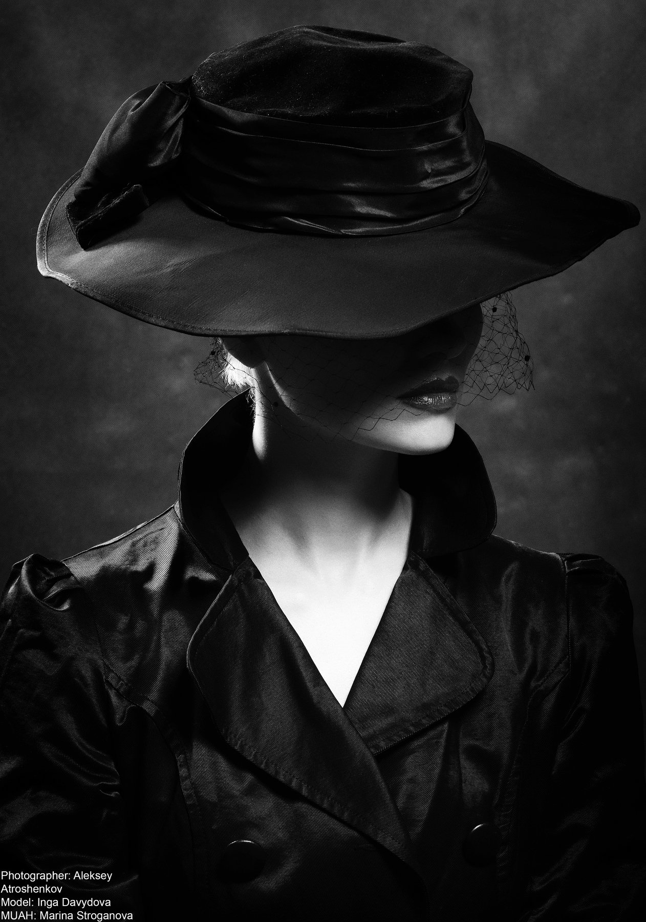 Аватарка загадочная женщина. Девушка в шляпе. Девушка в шляпе без лица. Загадочная женщина. Таинственная девушка в шляпе.