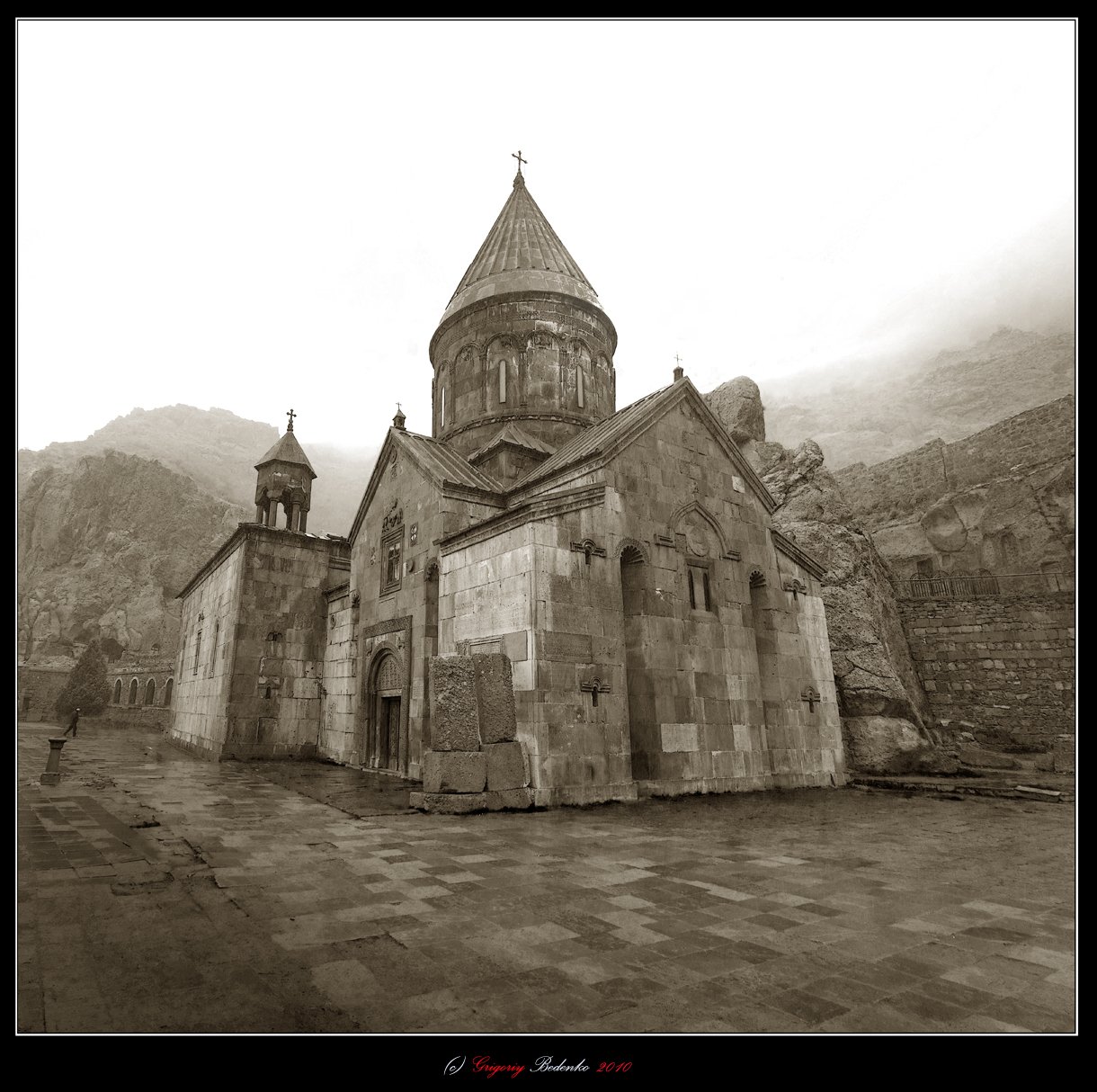 армения, крепость, гехард, монастырь, Григорий Беденко