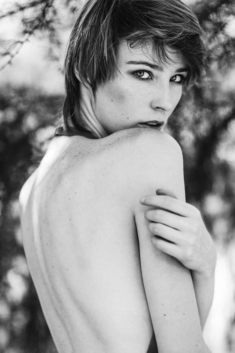 portrait, natural light, model, eyes, black and white, Michał Laskowski