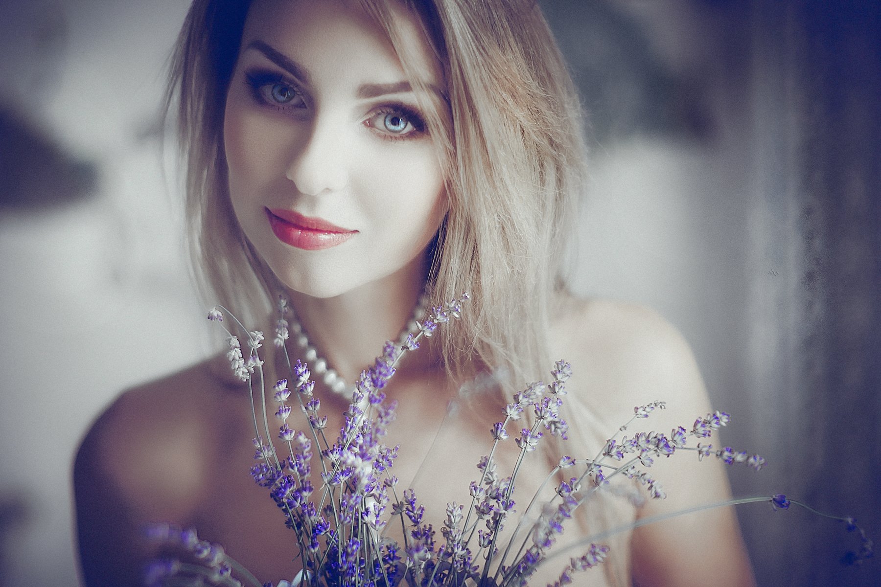Beauty, Flowers, Natural light, Portrait, Toning, Woman, Руслан Болгов (Axe)