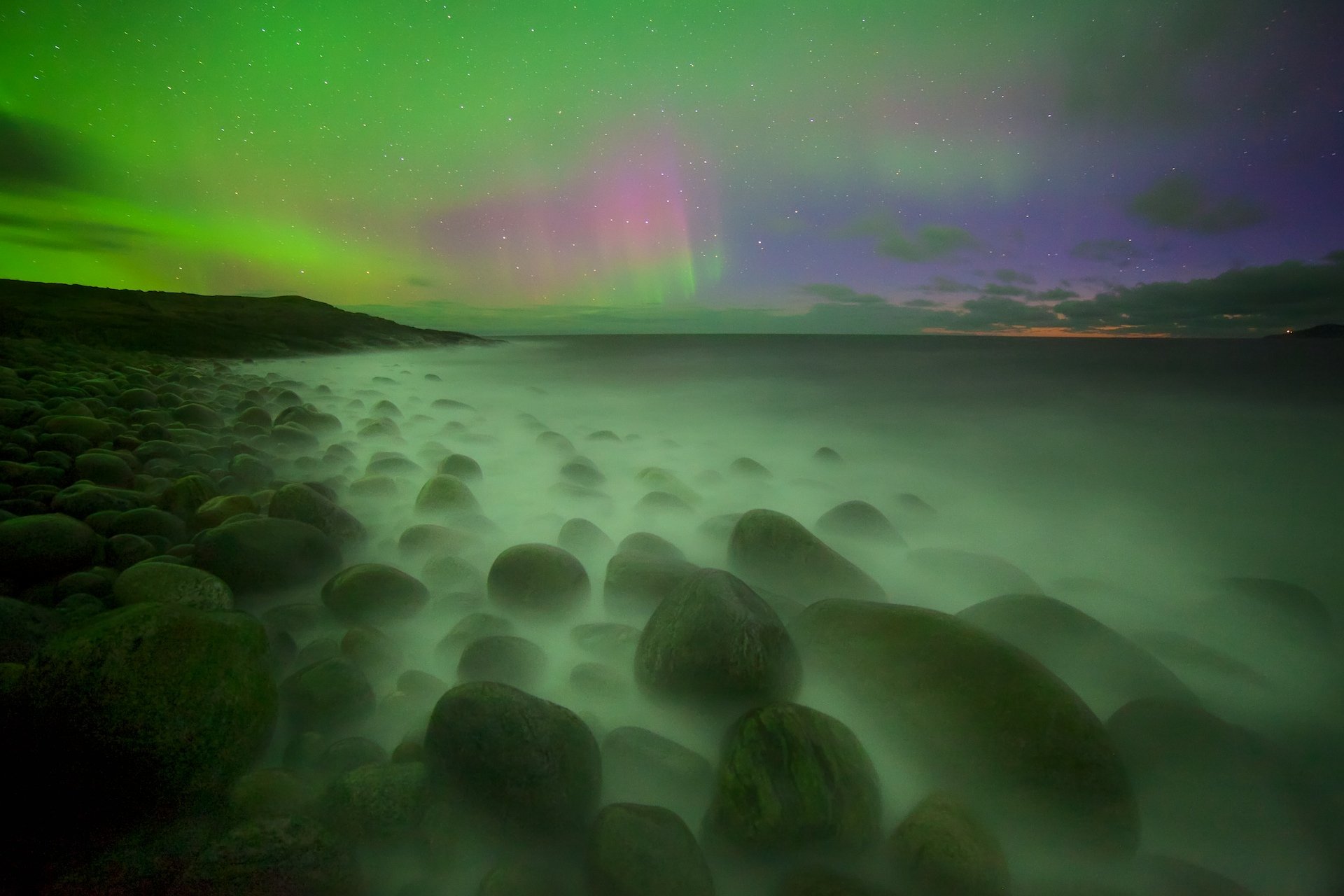 пляж териберка баренцево море ледовитый океан полярное сияние ночь , Никифоров Егор