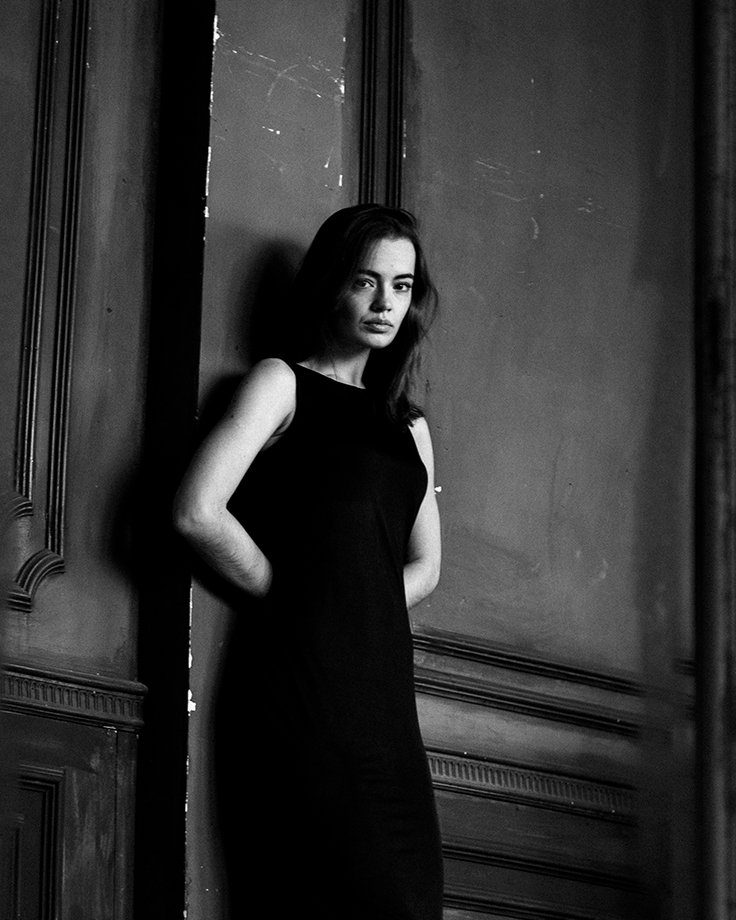 lidia model portrait natural light , Armen Aghayan