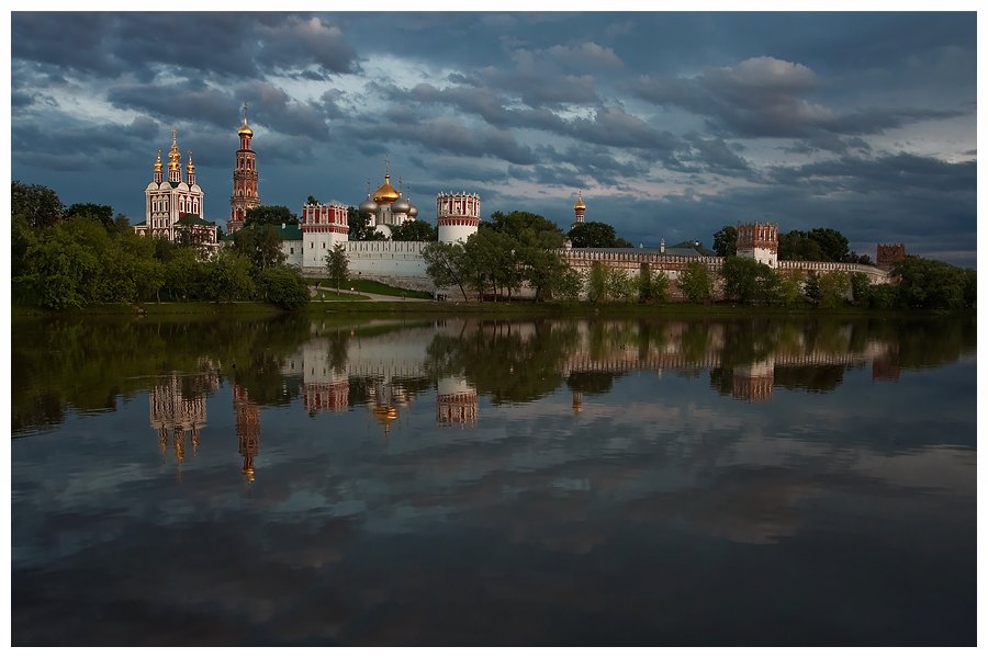 город, монастырь, пруд, вечер, пейзаж, отражения, небо, Oleg Dmitriev