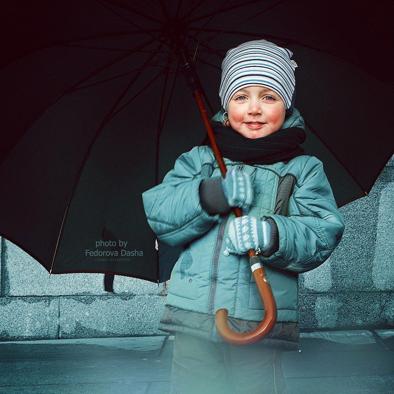 ребенок мальчик осень зонтик , Фёдорова Дарья