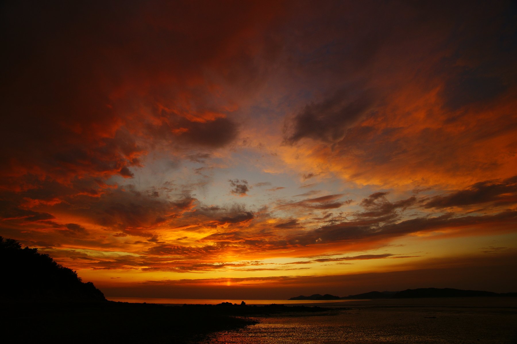 asia,korea,south korea,sea,seascape,sunset,sky,cloud,island,silhouette,, Shin