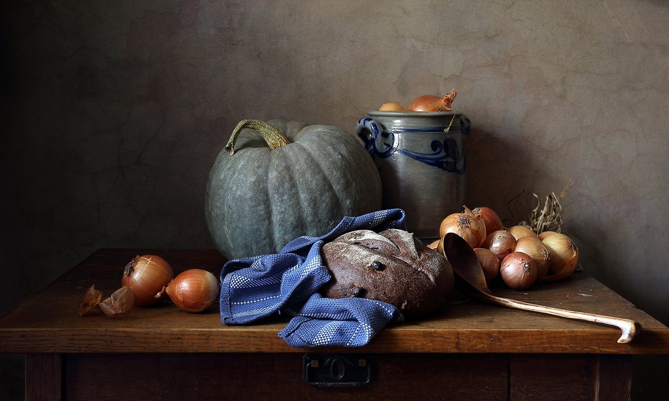 тыква, лук, хлеб, осень, классический натюрморт, Елена Татульян