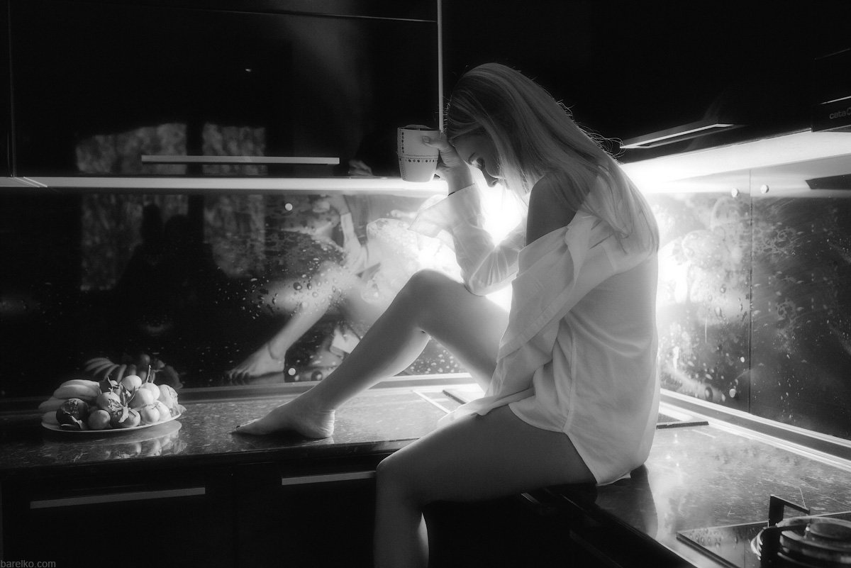 kitchen, woman, cup, Roman Barelko