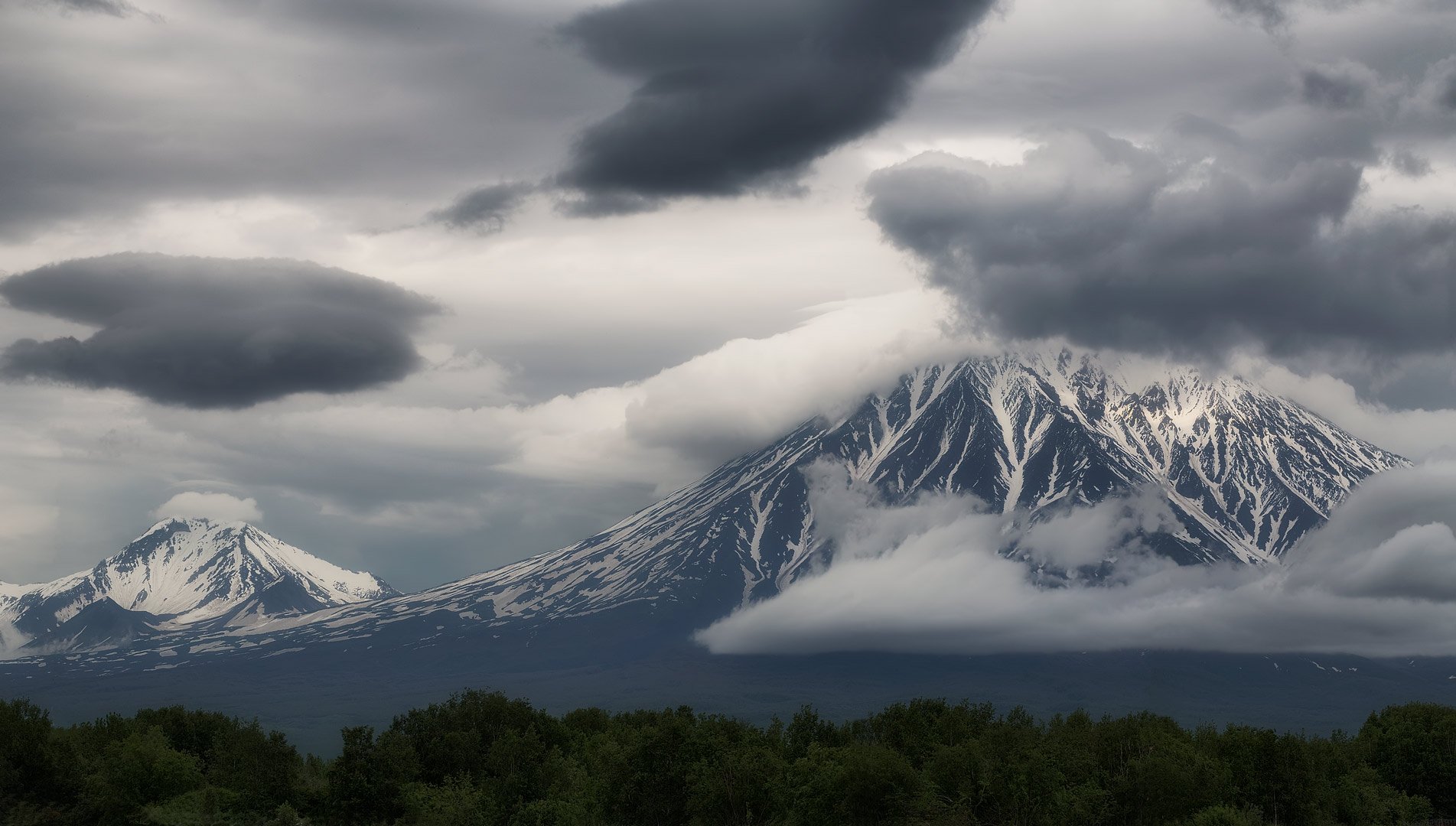 камчатка, лето, горы, вулканы, облака, Евгений Паршуков