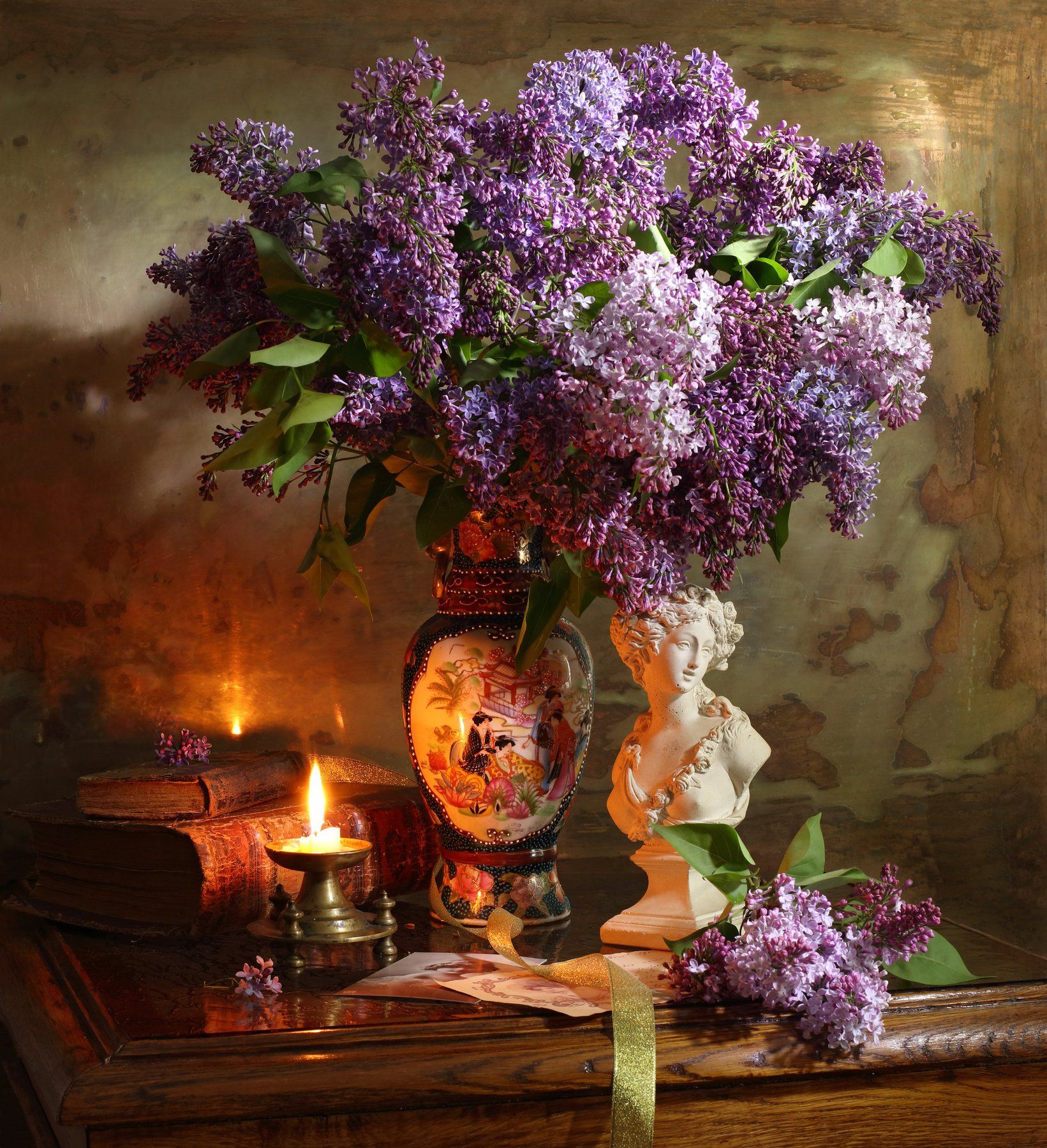 цветы, сирень, свеча, книга, свет, бюст, девушка, Андрей Морозов