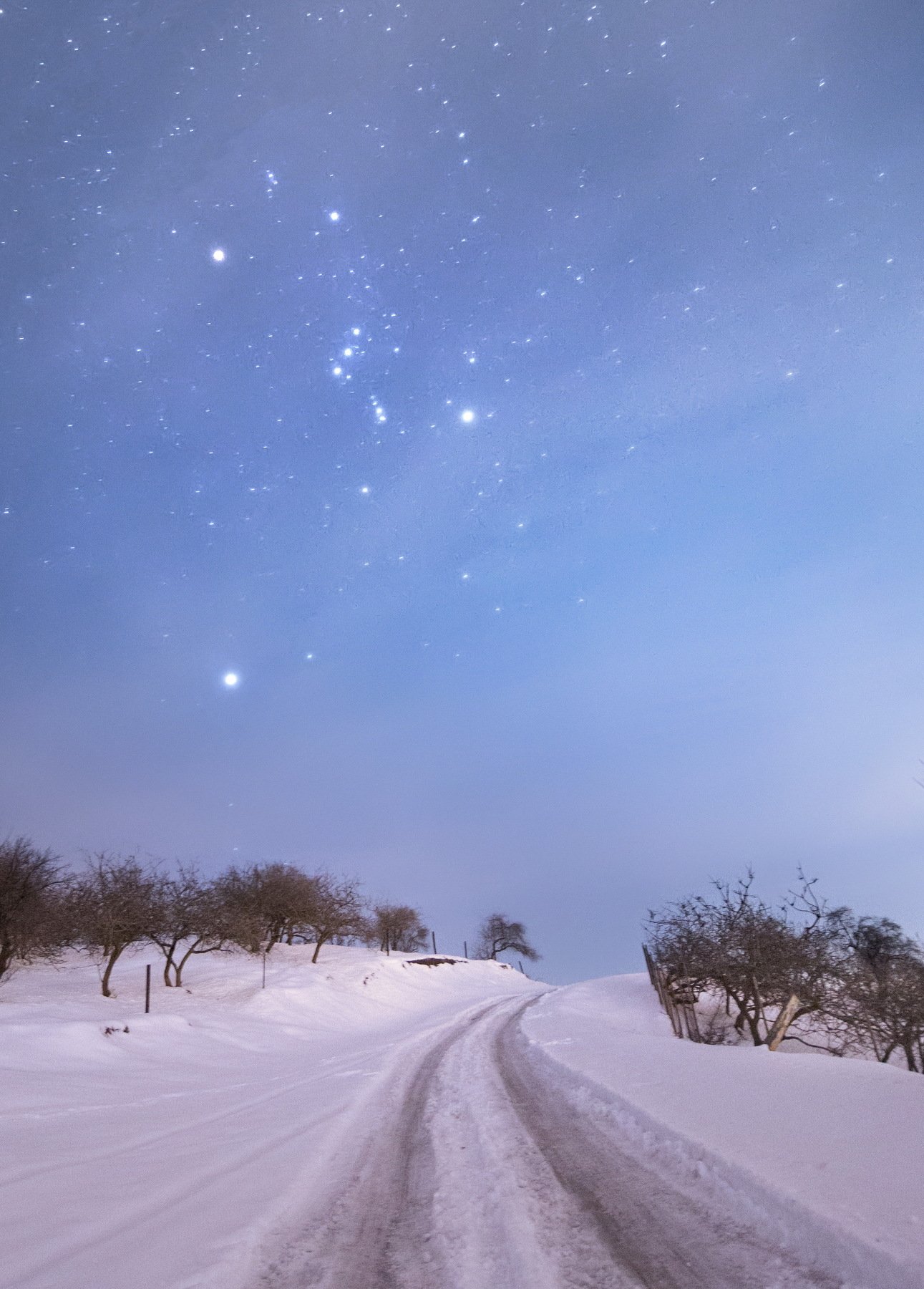дорога, звезды, ночь, зима, снег, пейзаж, природа, Кыргызстан, Средняя Азия, starry night, starry sky,  , Марат Сайранбаев