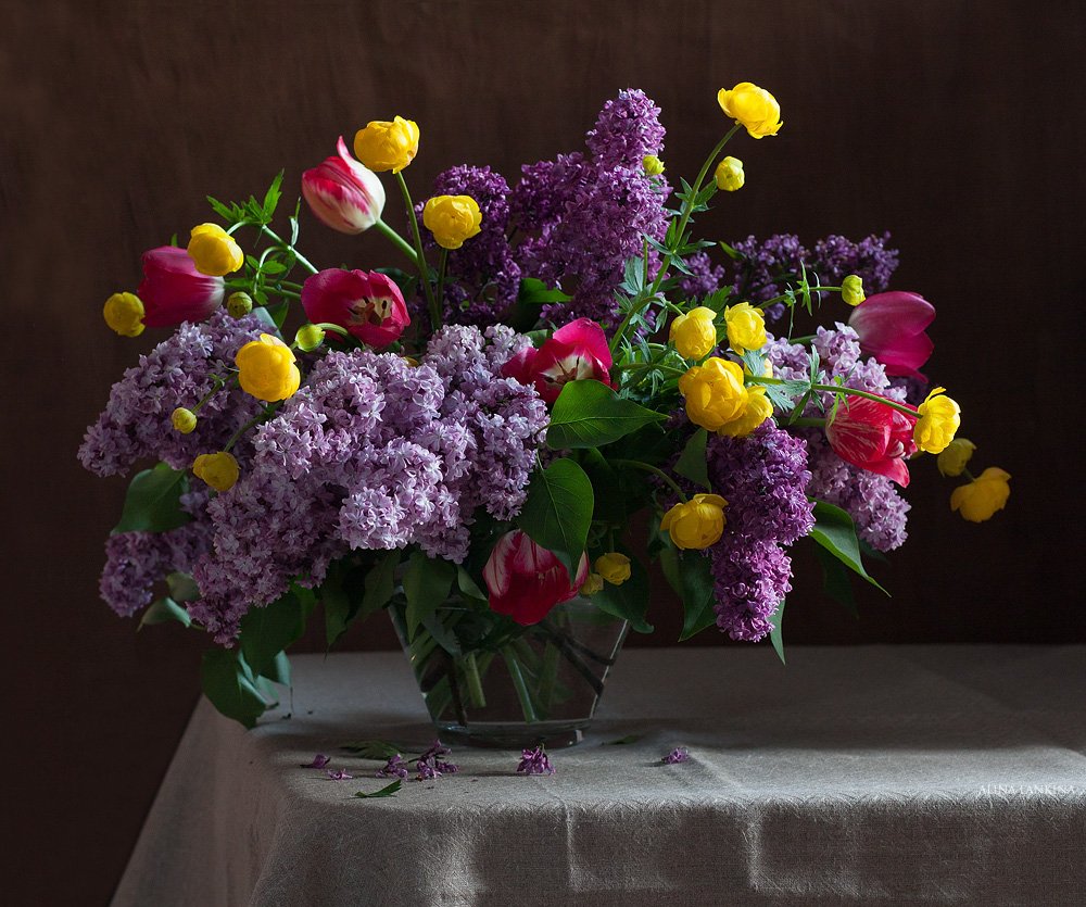 натюрморт, цветы, сирень, тюльпаны, букет, весна, still life, алина ланкина, Алина Ланкина