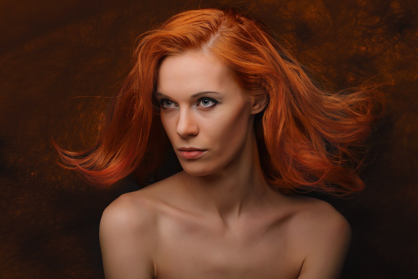 портрет рыжая девушка, Полин