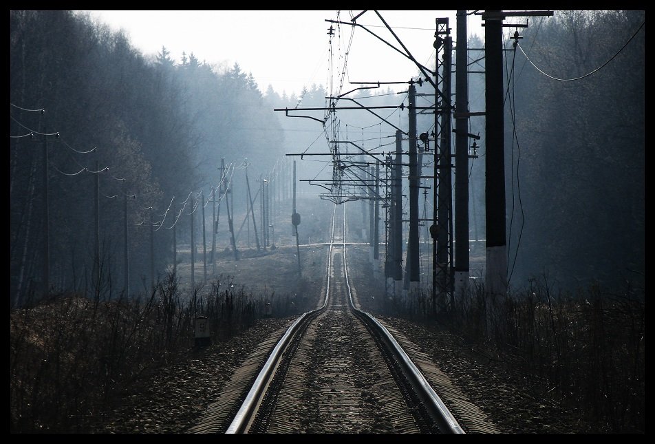 утро, заброшенные места, железнодорожные пути, электричка, осень, Олег Соловьев