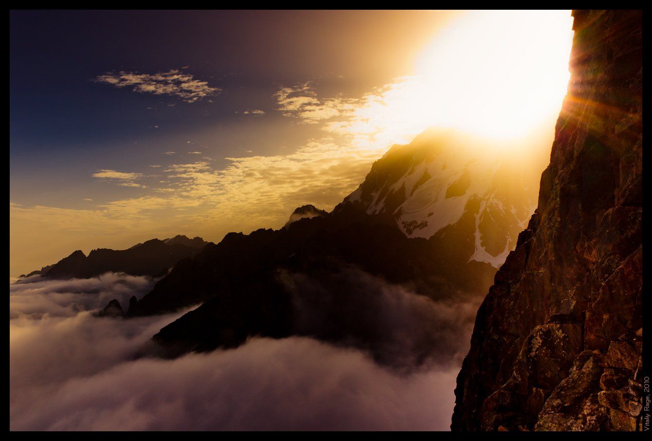 рассвет, казахстан, свобода, альпинизм, горы, облака, высота, выбор, путь, Vitaliy Rage