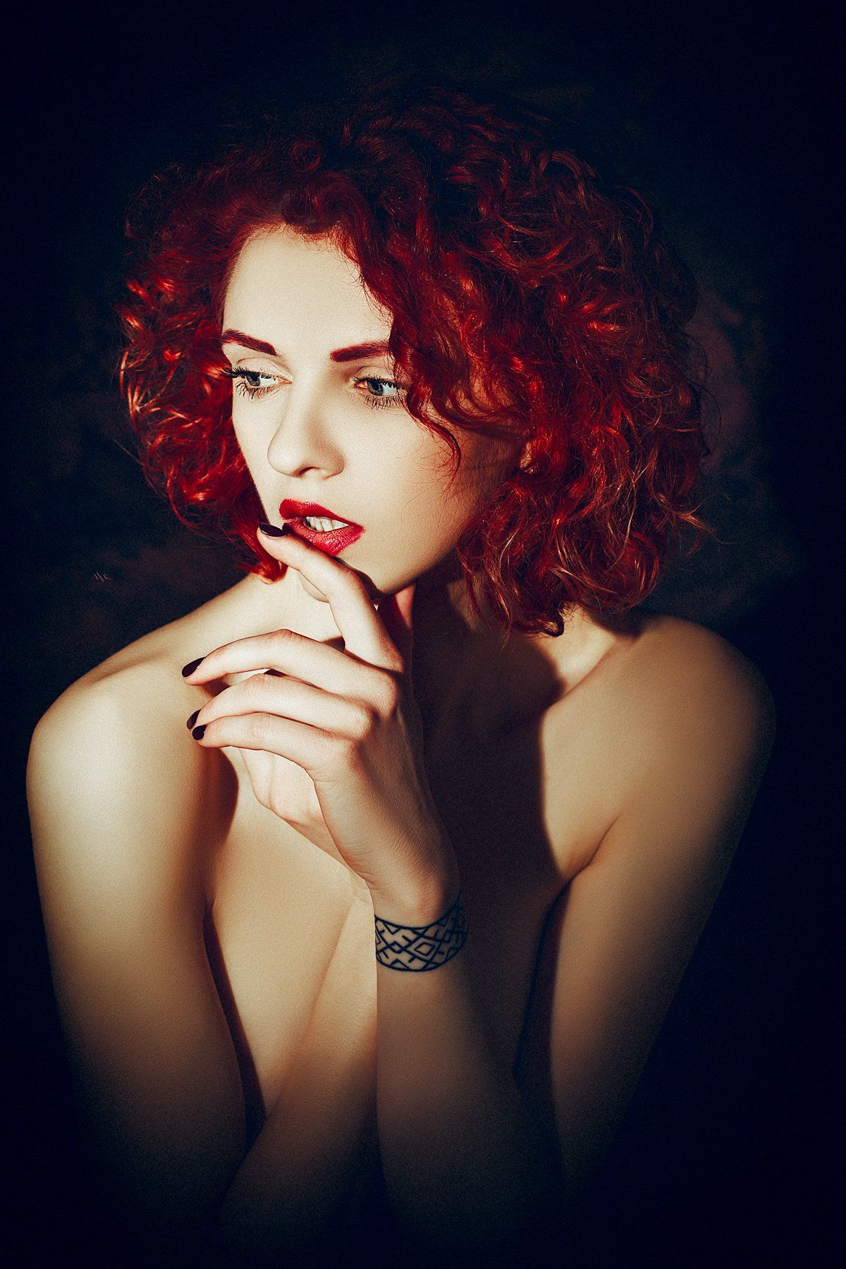 woman, portrait, redhead, mood, studio, light, Руслан Болгов (Axe)