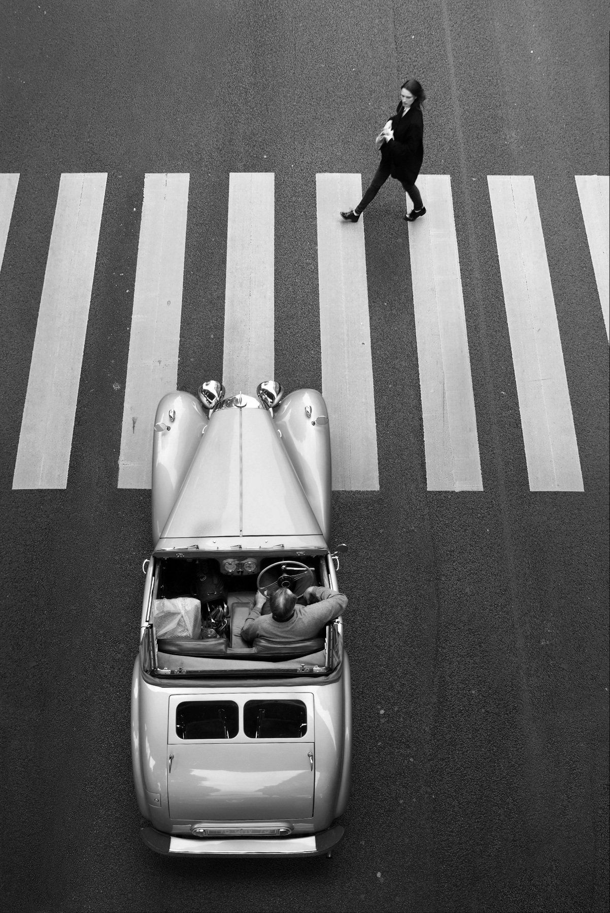 road, street, car, girl, crosswalk, city life, paris, retro, Nikolai Endegor