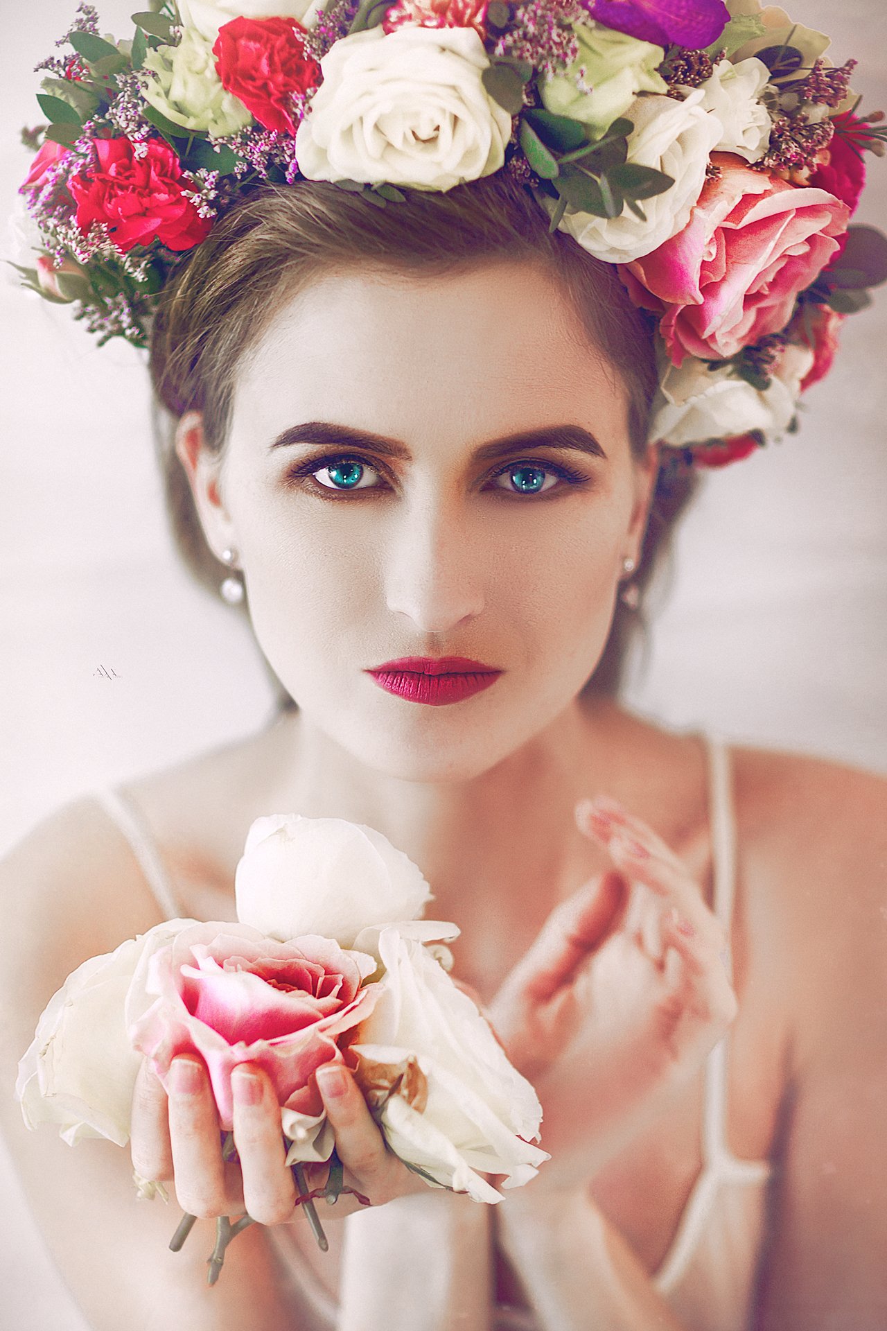 woman, portrait, flowers, natural light, beauty, mood, Руслан Болгов (Axe)