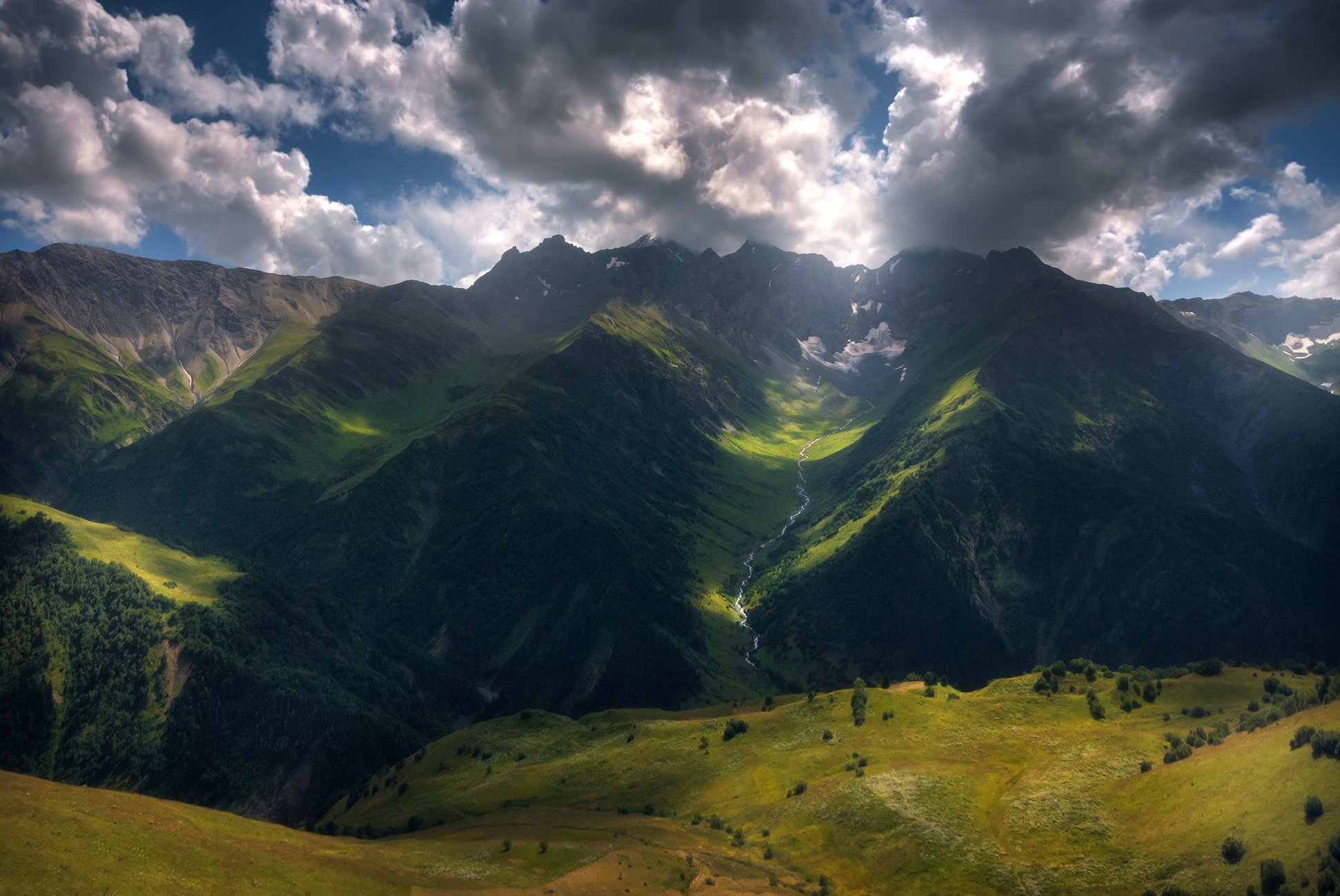 Кавказские фотографии. Закавказские горы. Горы Южного Кавказа. СКФО горы. Грузия зеленые горы.