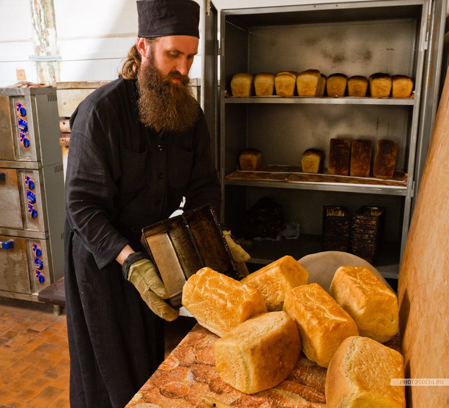монастырь, монах, хлеб, Евгений Харланов