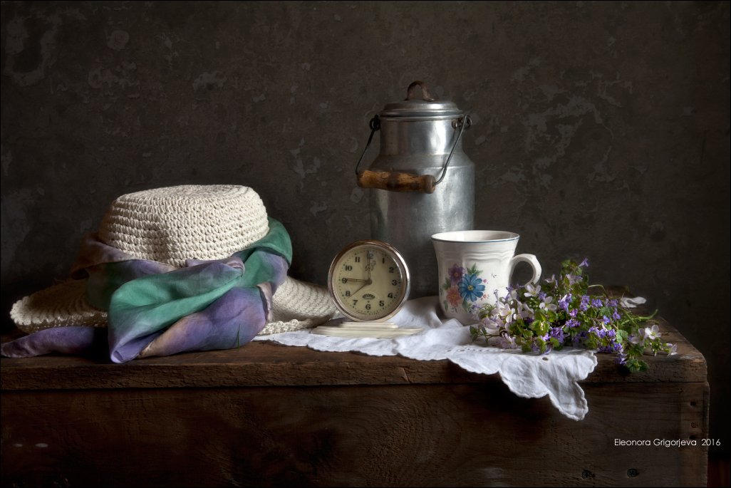 весна, натюрморт, кринка, молоко, кружка, цветы, соломенная шляпка, Eleonora Grigorjeva