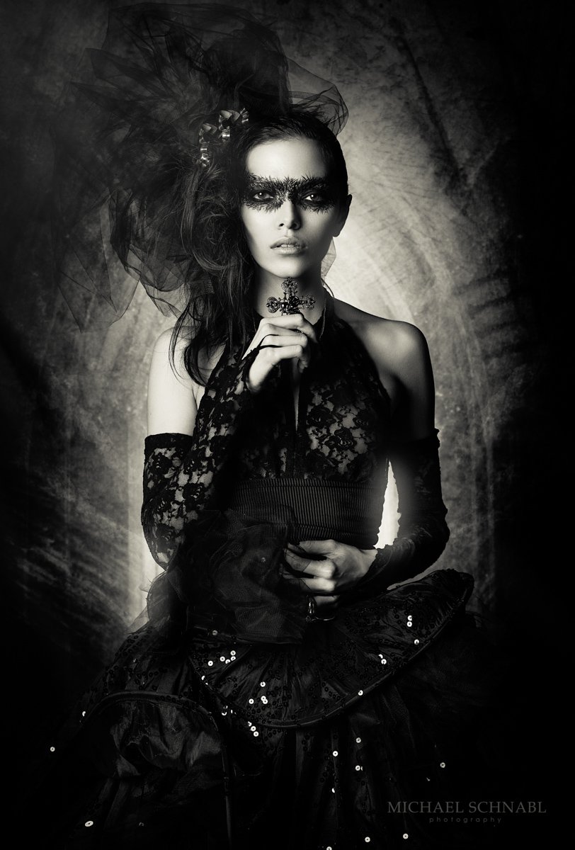 portrait, dark beauty, fashion, black dress,, Michael Schnabl