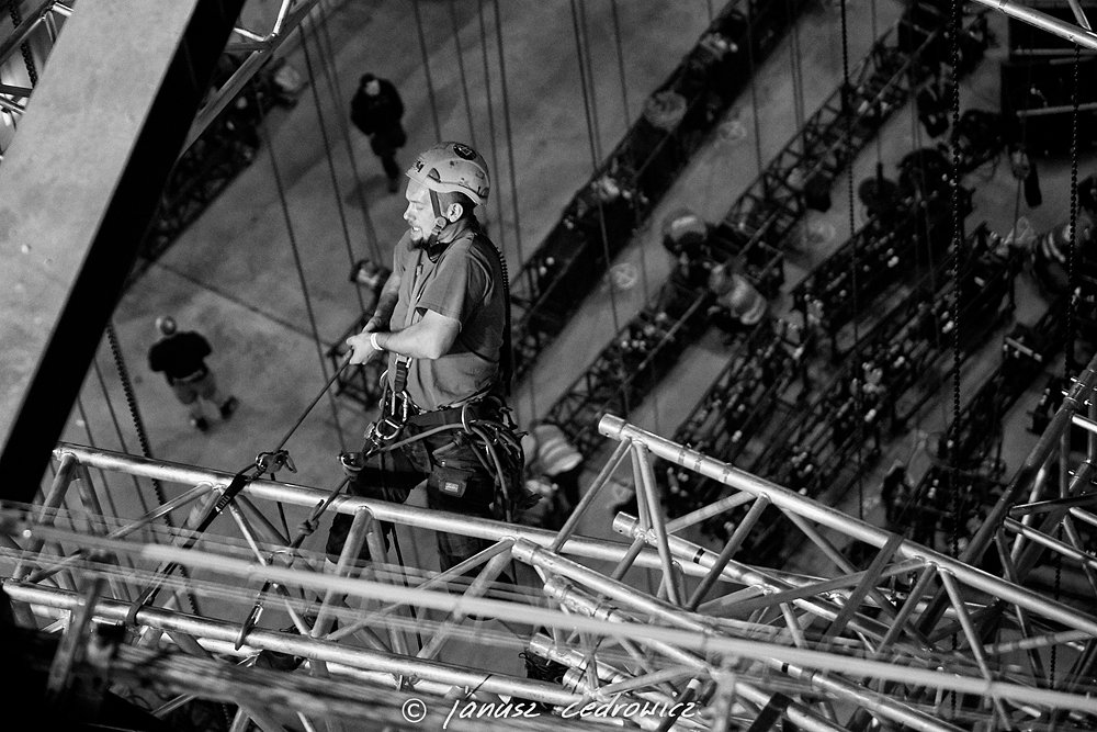 rigger, riggers, rigging, concert, show, gig, art, music, silesia, team, high, worker, height, flying,frogs,, Janusz Cedrowicz