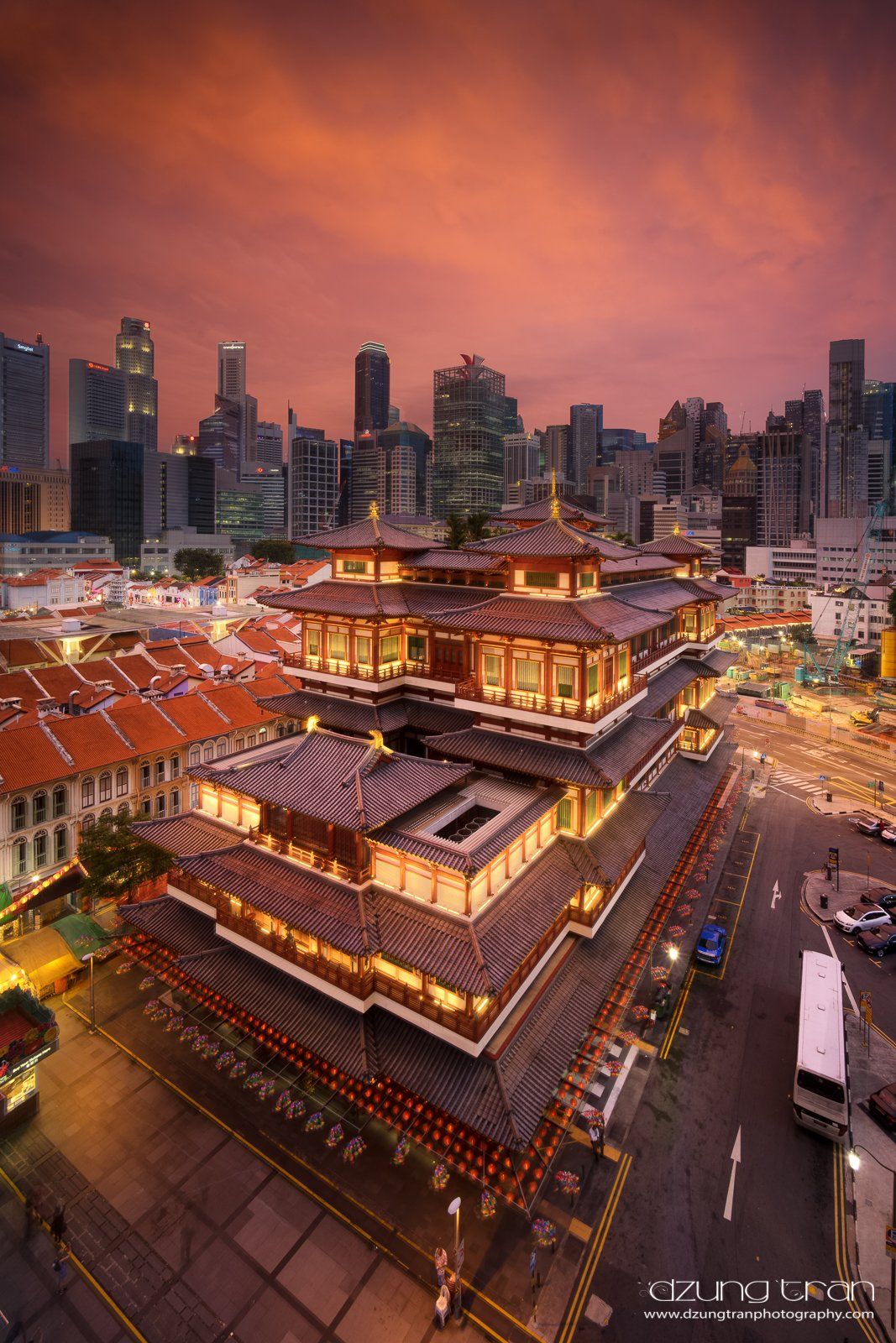 #buddha_tooth_relic_temple #sunset #chinatown #singapore, Tran Minh Dung