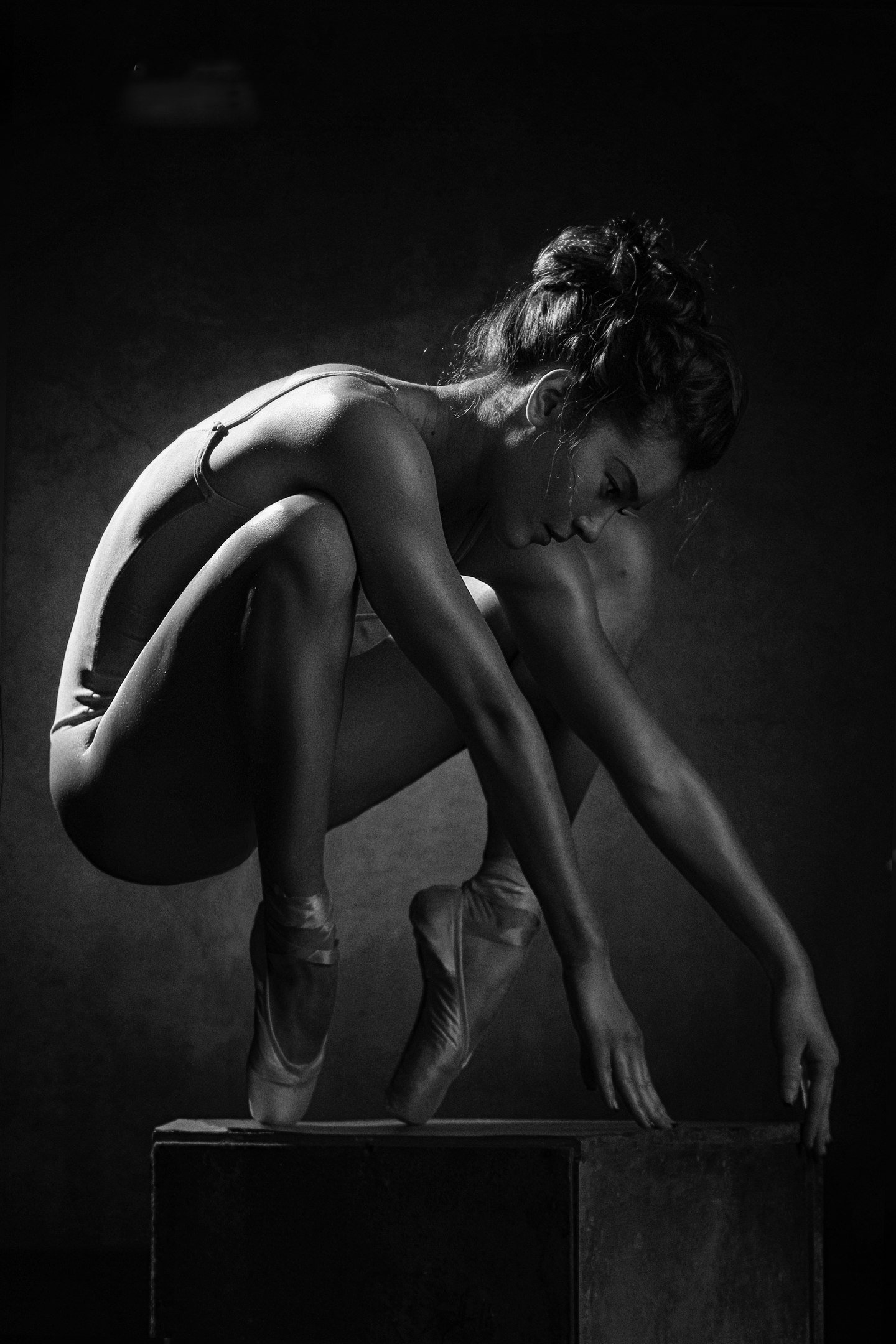 девушка в пуантах, черно белое, спорт, гимнастка, балерина,задумчивость, эмоции, Кристина Закржевская