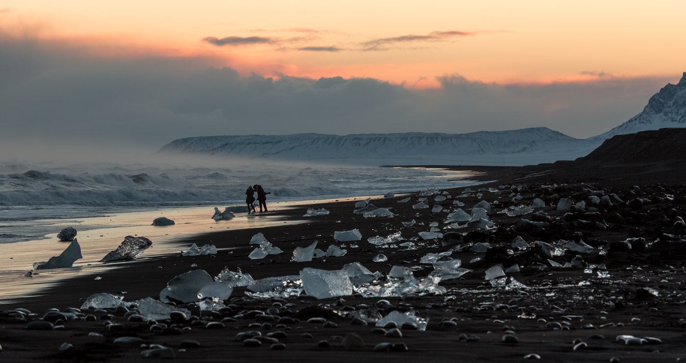 чёрный пляж, исландия, ледяная лагуна,волны, закат, льдинки,вулканический песок, фотографы, атлантический океан, Ирина Назарова