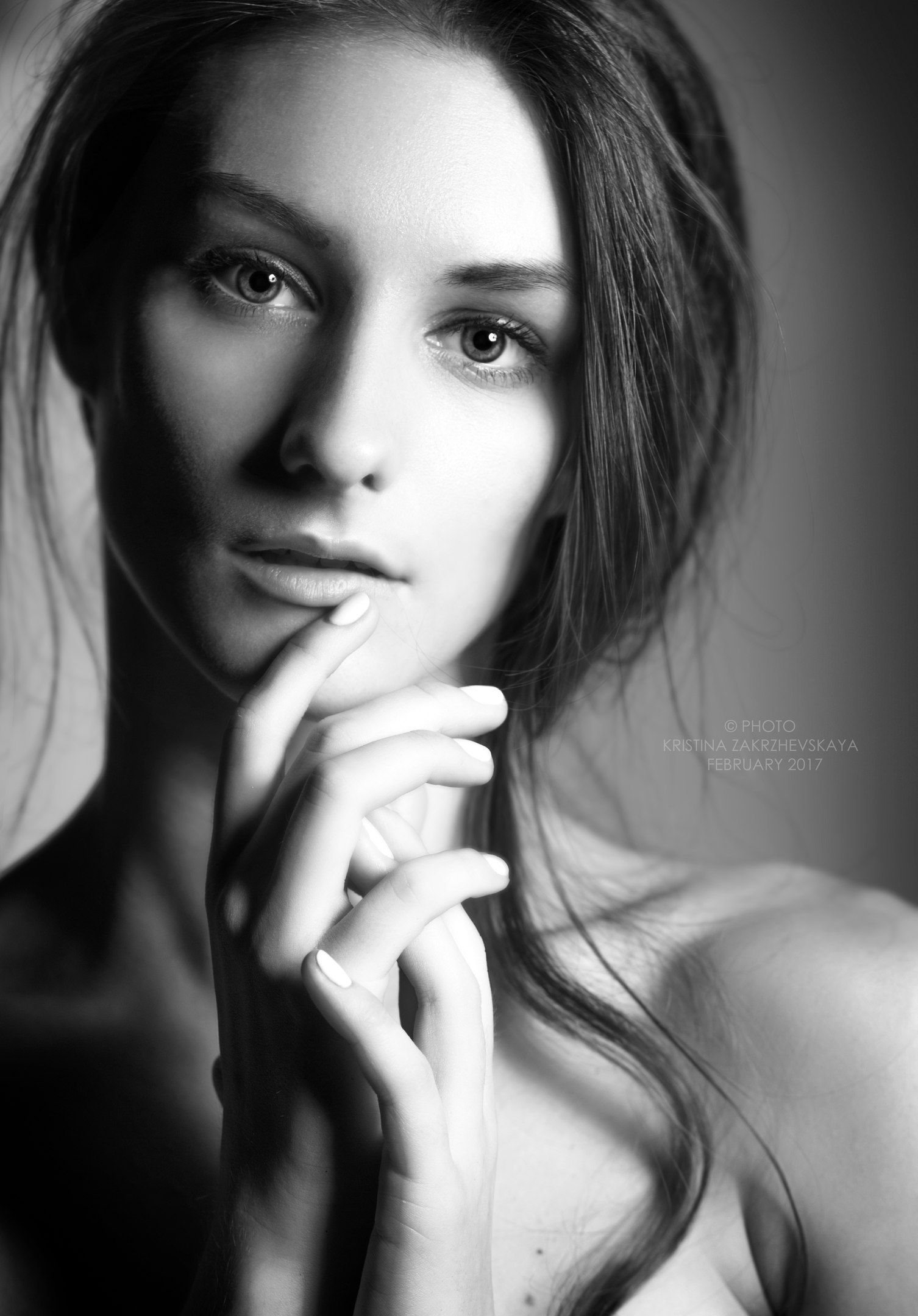 черно белый портрет, портрет, красивая девушка, задумчивость, Кристина Закржевская