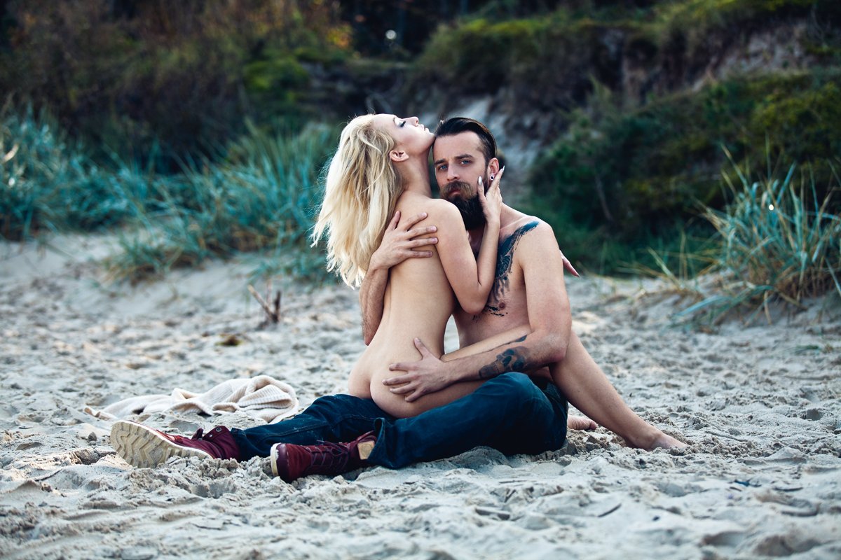 couple, island, beach, morning, curves, tattoo, Dariusz Wysocki