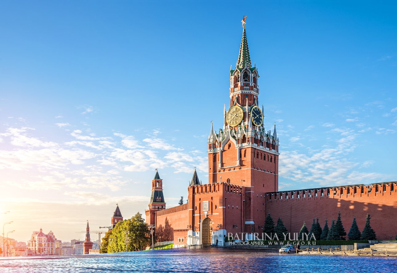 москва, кремль, красная площадь, спасская башня, утро, Юлия Батурина