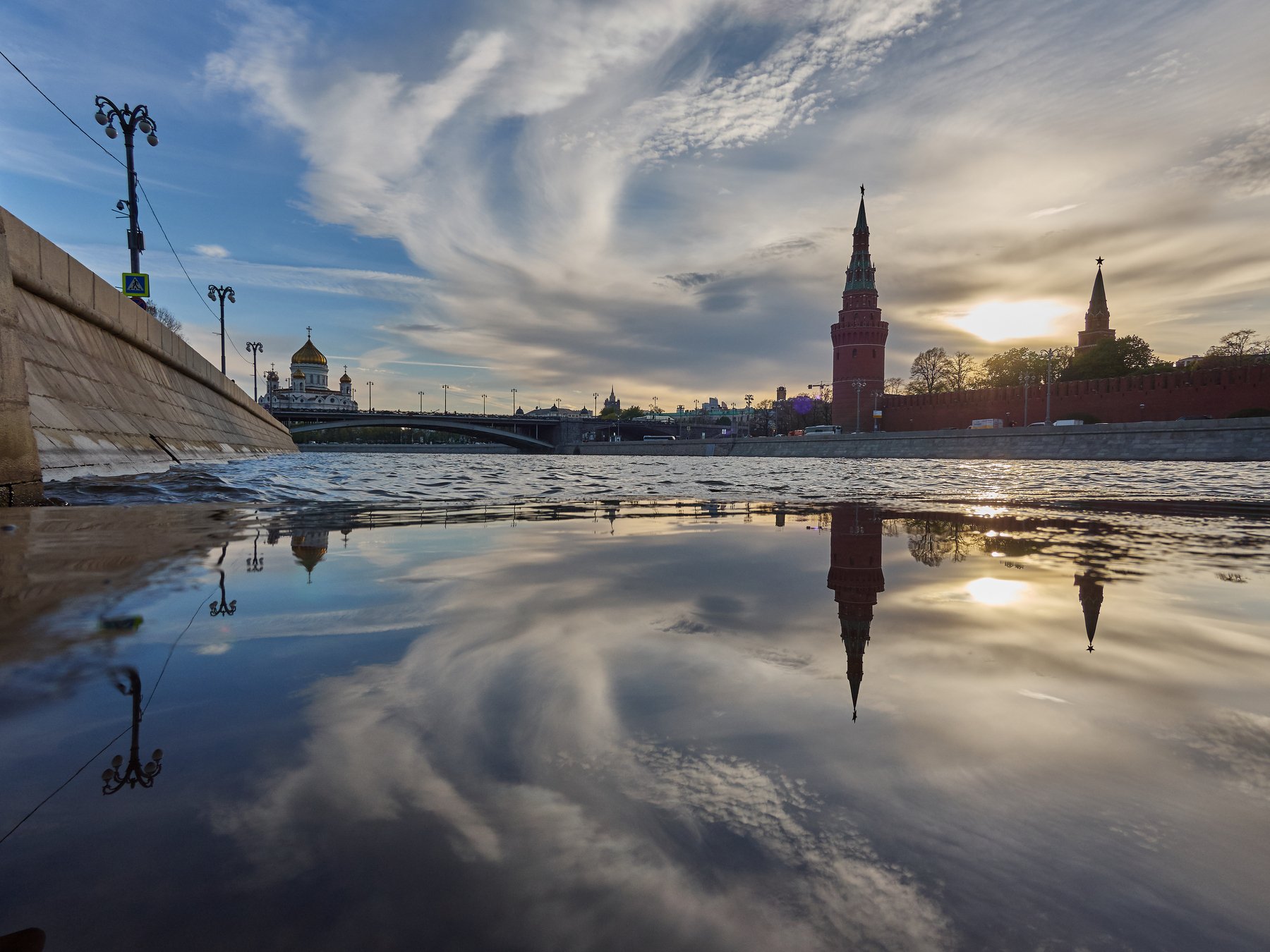 Москва, город, архитектура, закат, река, вода, отражение , Конев Сергей