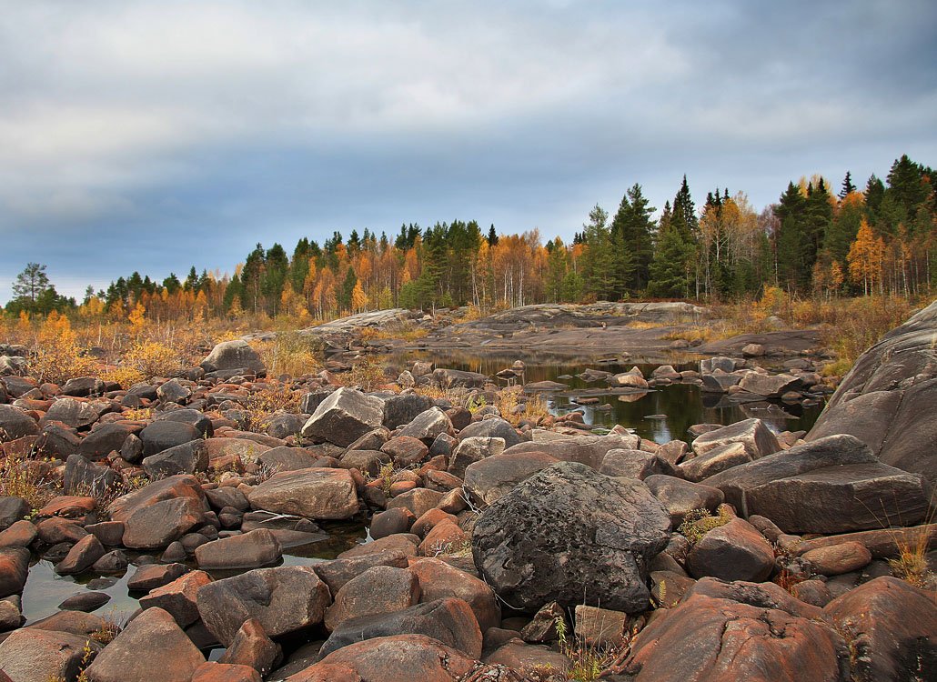 Камни карелии фото Старое русло реки Выг. Photographer Aleksandr Korotkov