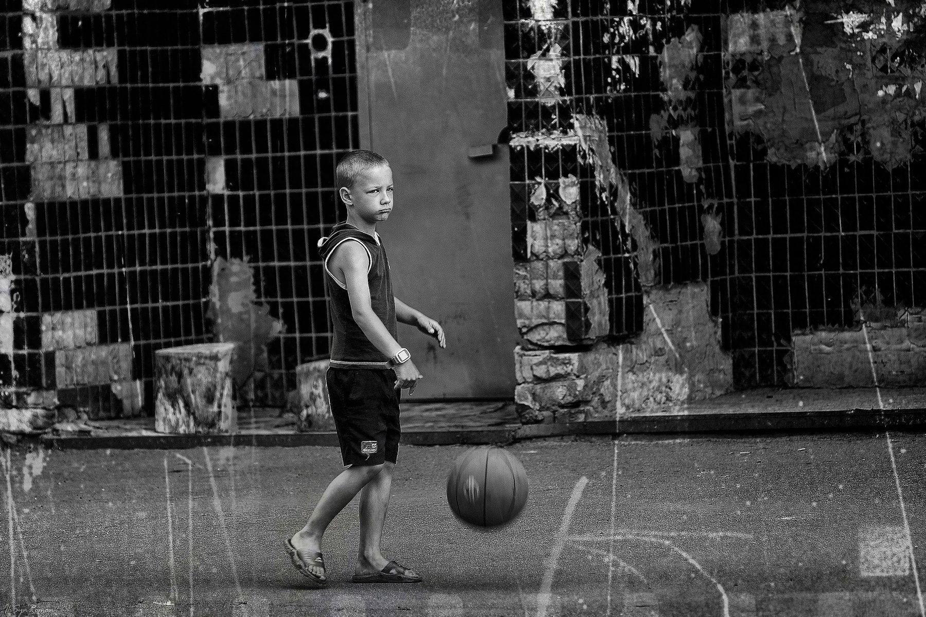 дети,мальчик,мяч,улица,жанр, Roma Krasov ( Chitinskiy )
