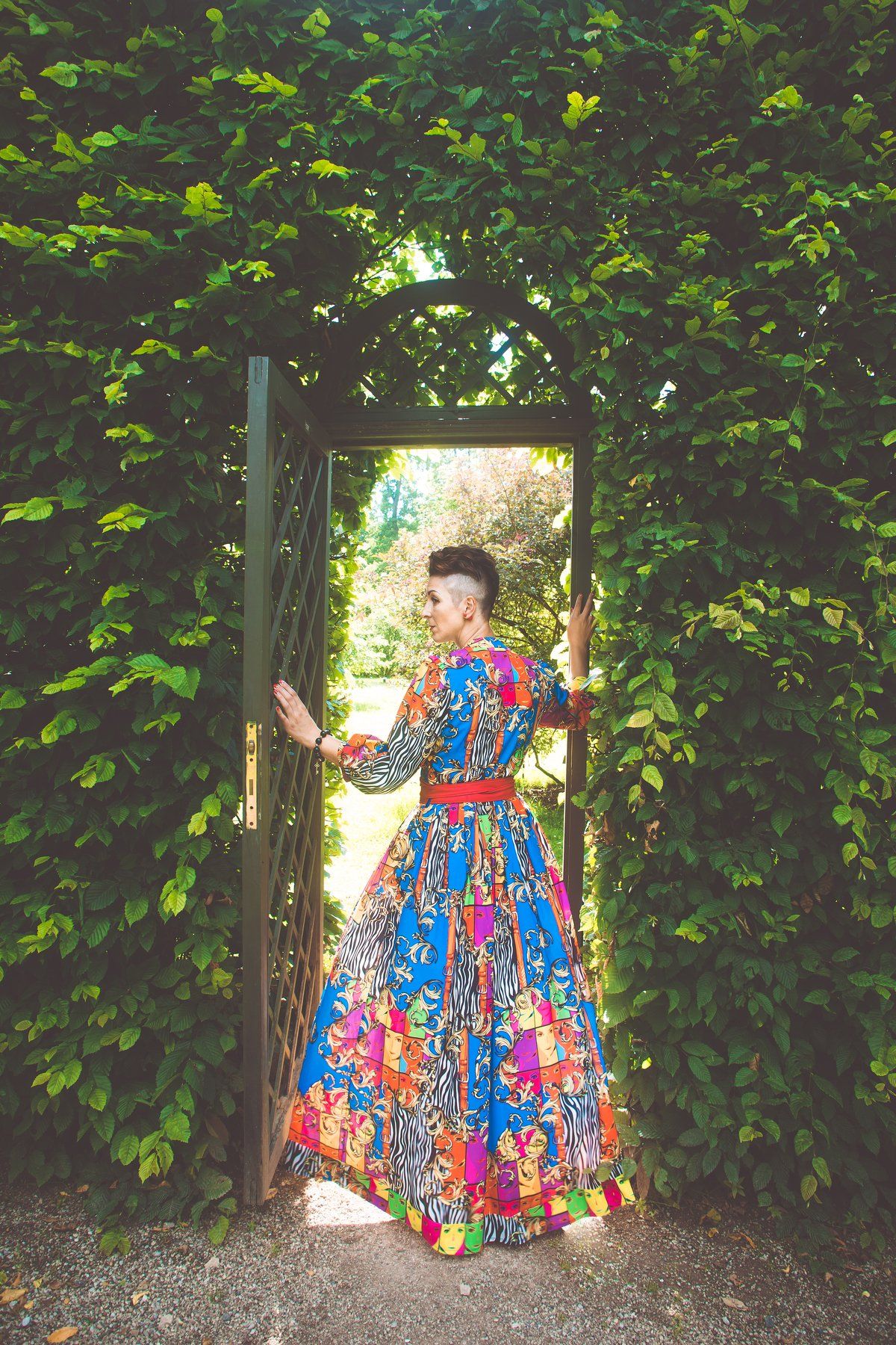 портрет женщина лето осень цвет платье стиль замок дворец , Павел Куренбин