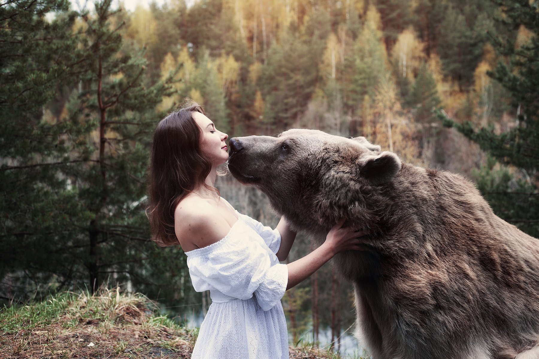 Медведь Степан, Вилена Романова