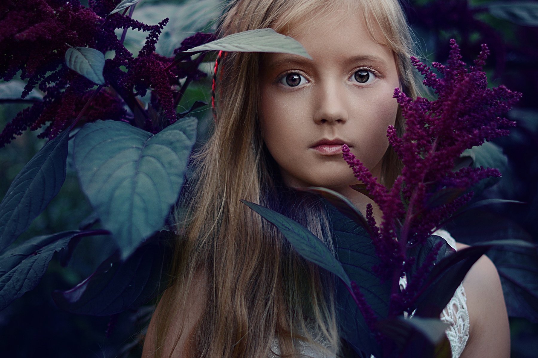 girl, child, eyes, flowers, shadow, look, portrait, Anna Ścigaj