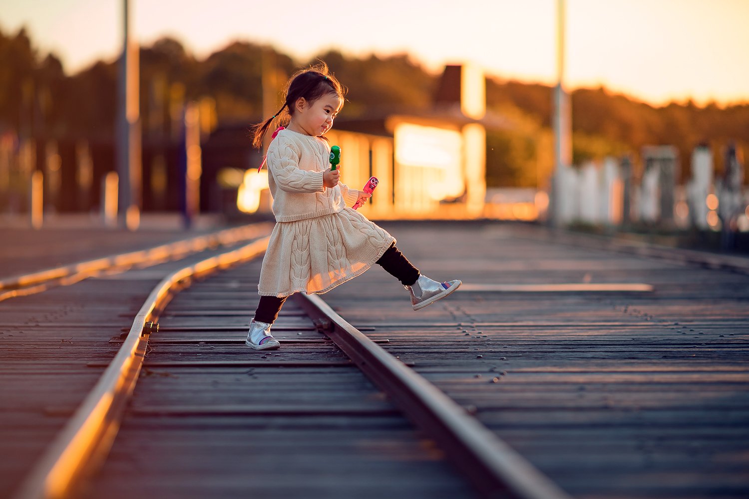 rail, kid, girl, sundown, sunset, golden hour, child, cute, walk, riverside, railway, Derek Zhang