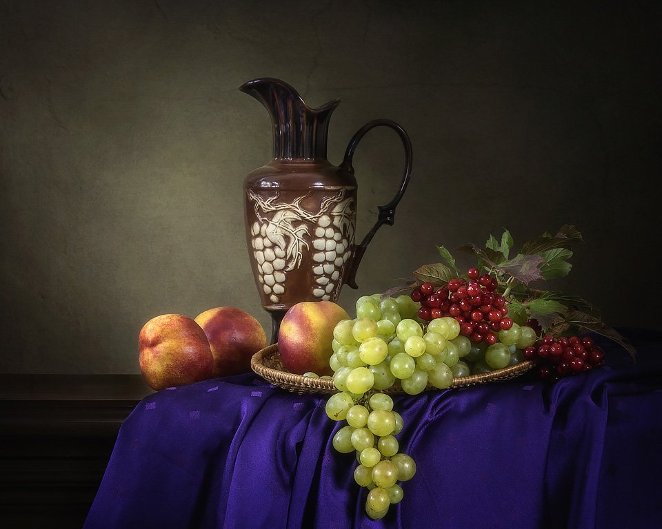 натюрморт, художественное фото, осень, фрукты, калина, кувшин, Ирина Приходько