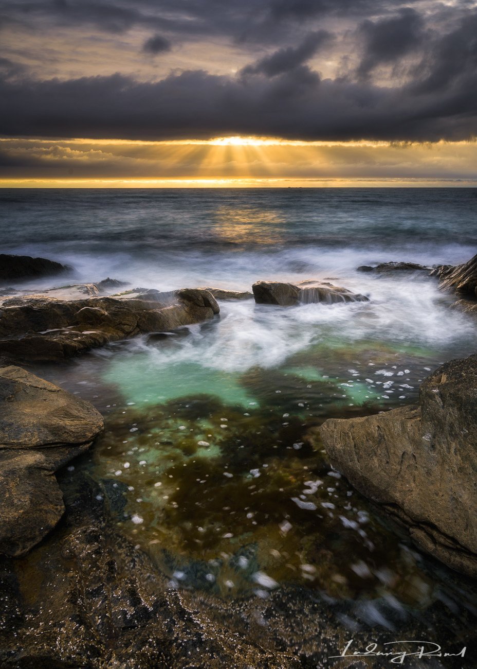 algae, arctic, basin, beach, biblical, blue, cliff, dawn, dusk, green, landscape, lofoten, lofoten islands, long exposure, nopeople, norway, outdoors, rock, scandinavia, sea, sea weed, seashore, shore, sky, sun beams, sun rays, sun set, tidal pool, uttakl, Ludwig Riml