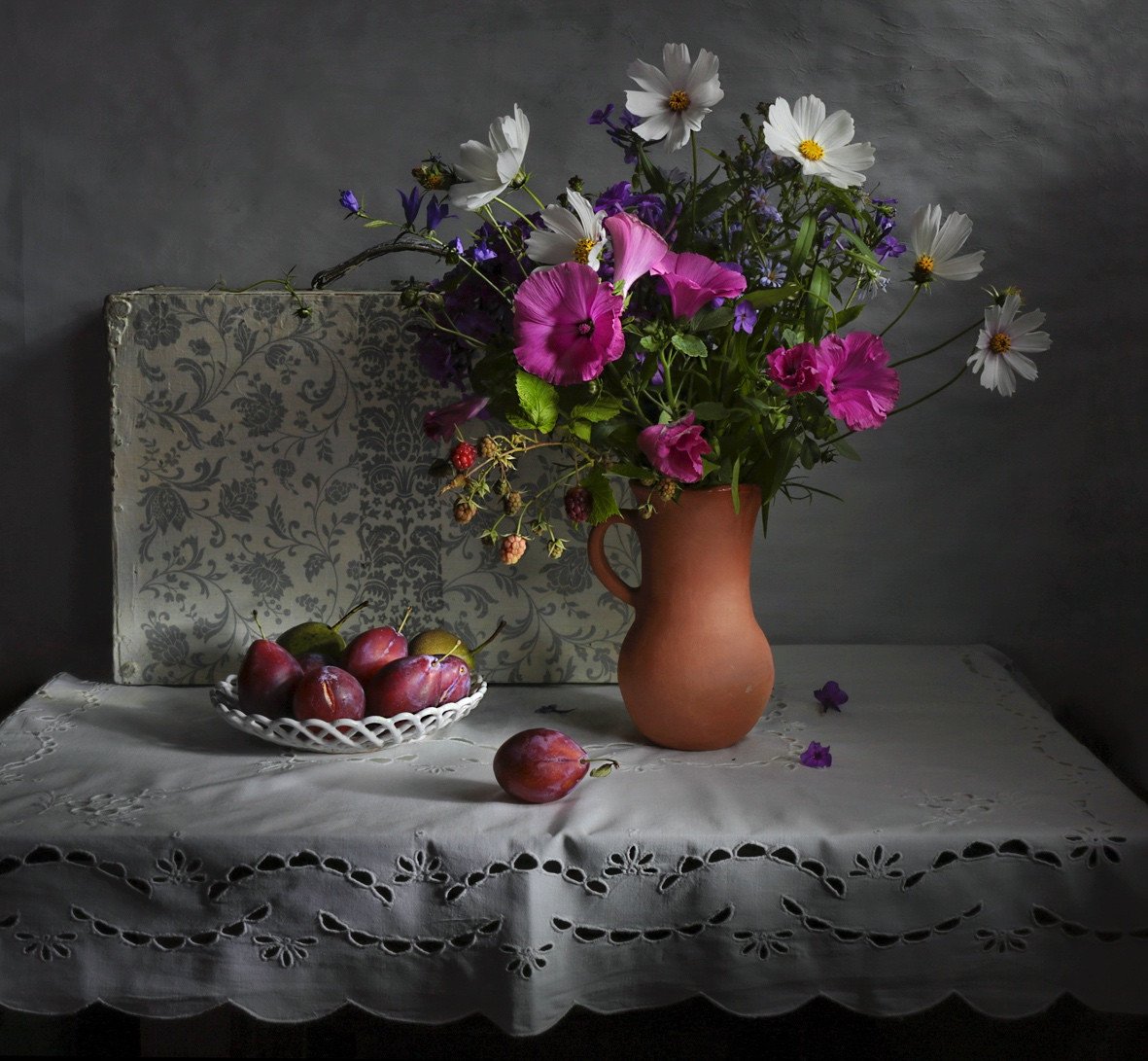 натюрморт,цветы ,сливы,осенний,, Zadorina Svetlana