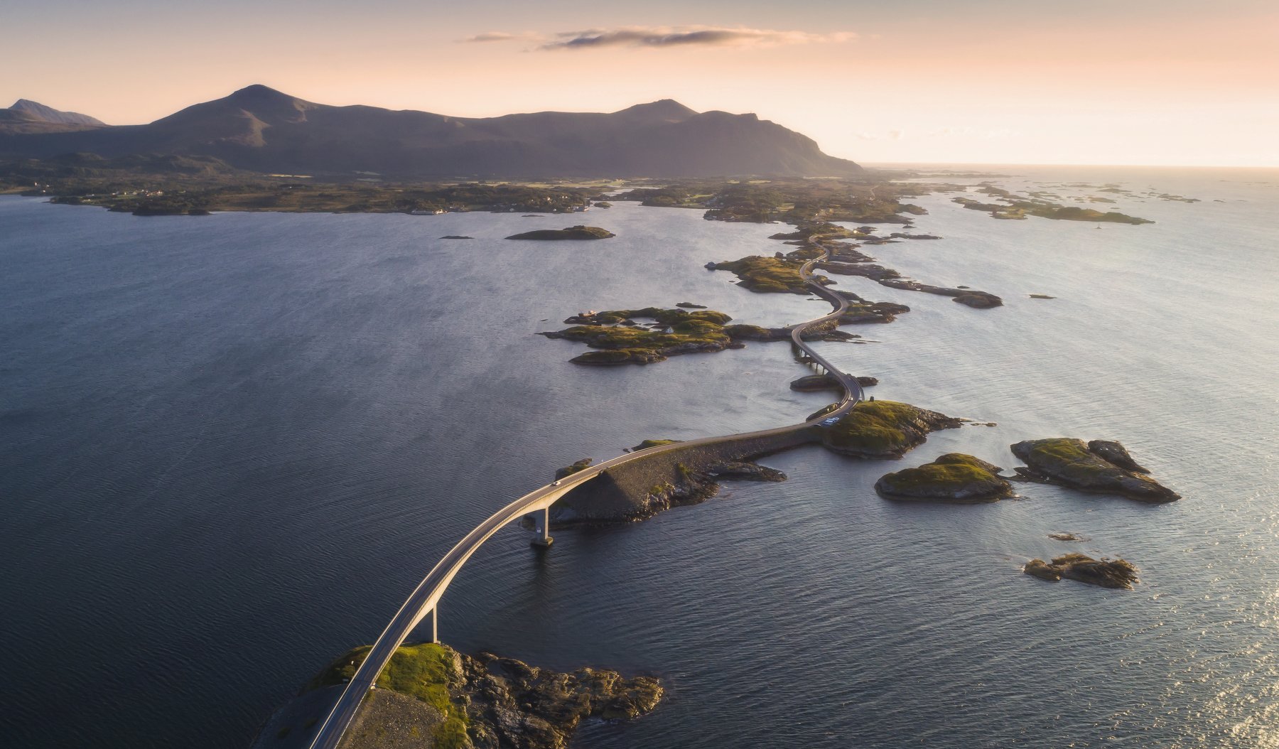 the atlantic ocean road , atlanterhavsveien, norway, норвегия, закат, Андрей Чабров