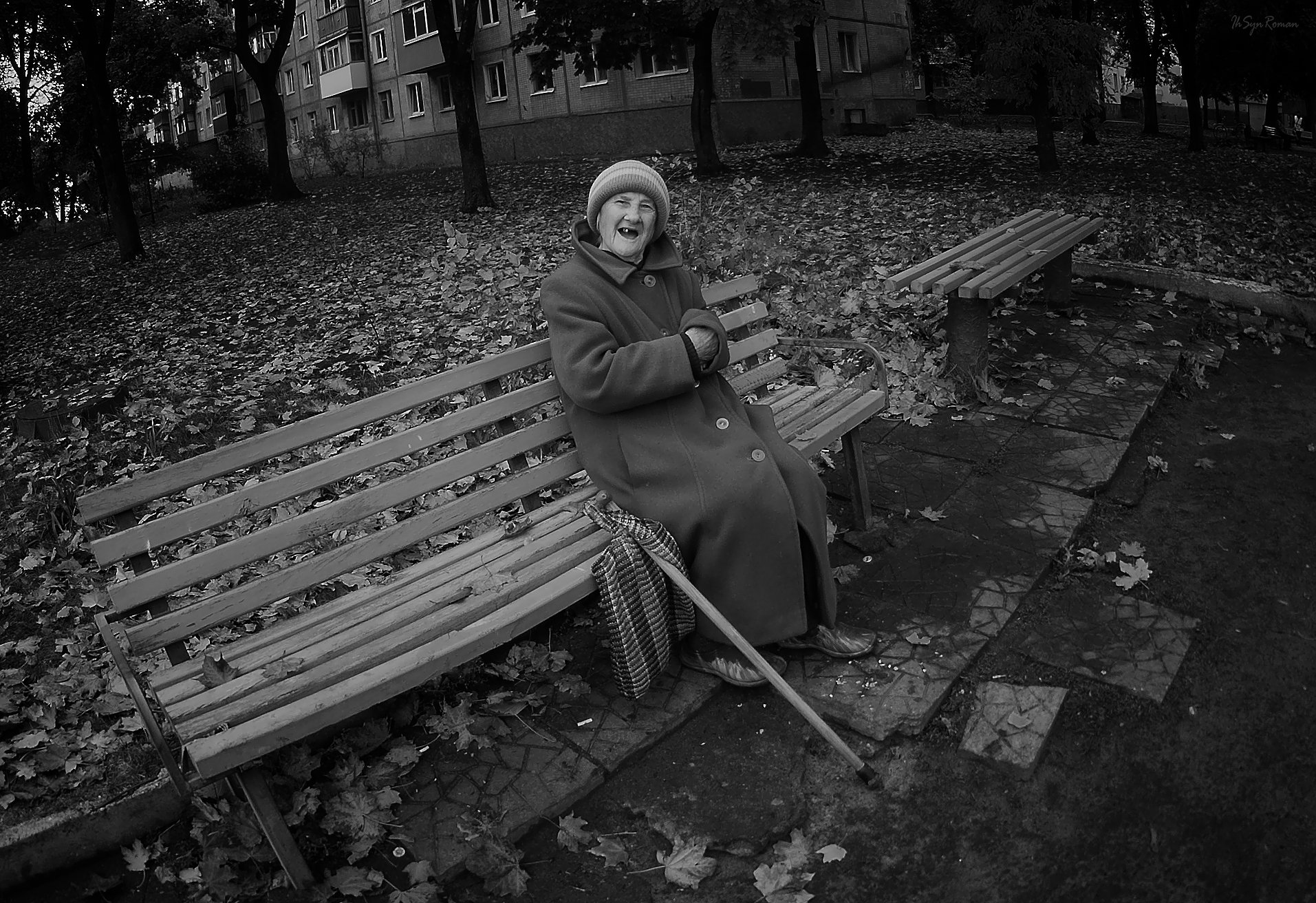 женщина,жанр,улица,скамейка, Roma  Chitinskiy