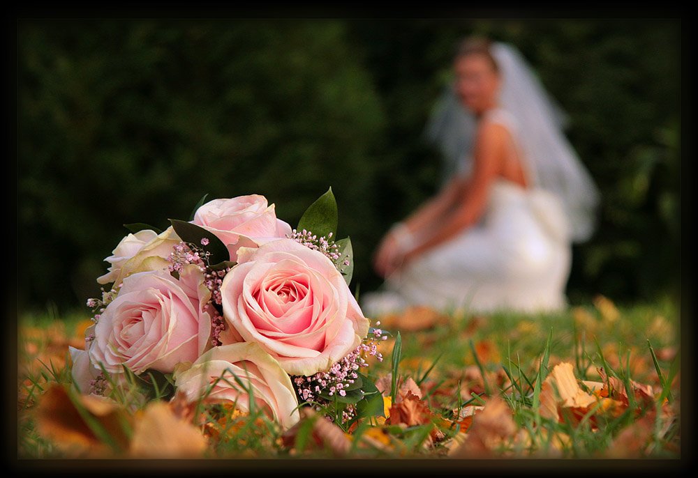 невеста, свадебный букет, розы, Sound Wave